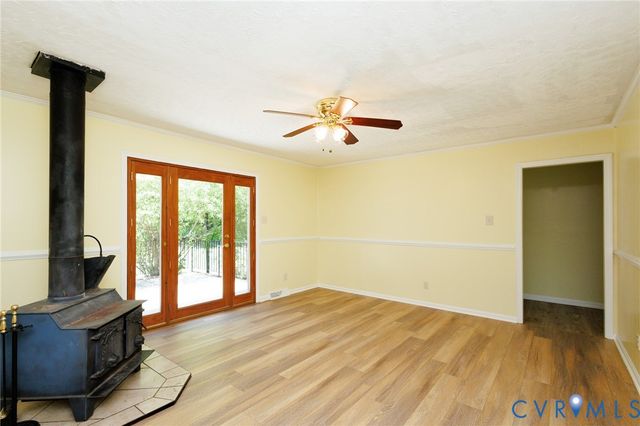 12804 Chester Dr, Disputanta, VA 23842