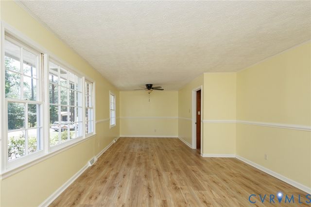 12804 Chester Dr, Disputanta, VA 23842