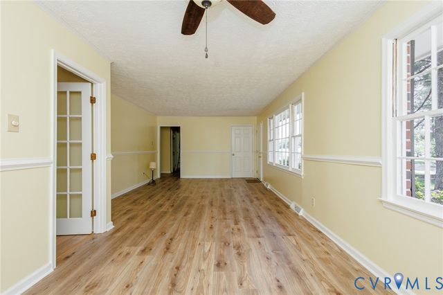 12804 Chester Dr, Disputanta, VA 23842