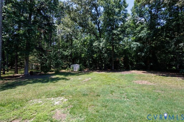 12804 Chester Dr, Disputanta, VA 23842
