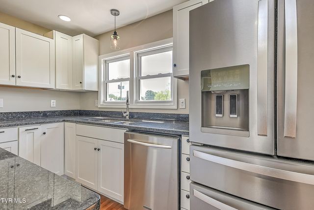 350 Texas Avenue, Bristol, VA 24201