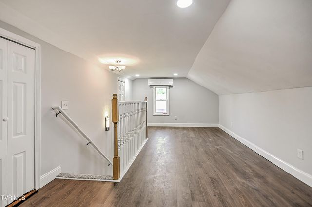 350 Texas Avenue, Bristol, VA 24201