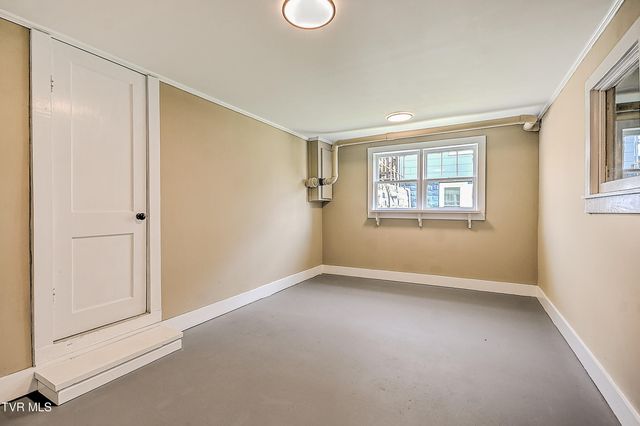 350 Texas Avenue, Bristol, VA 24201