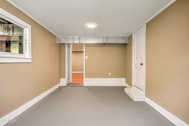 350 Texas Avenue, Bristol, VA 24201