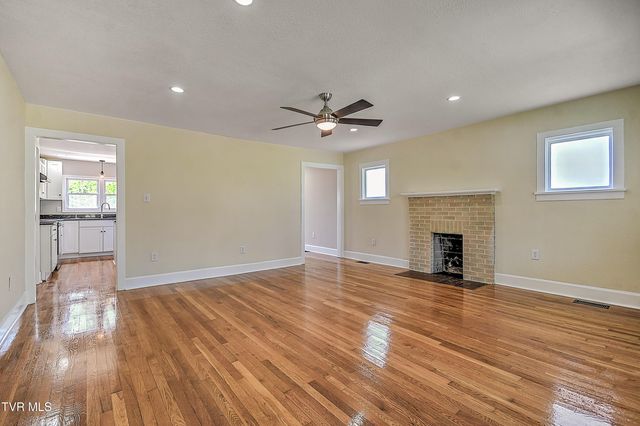 350 Texas Avenue, Bristol, VA 24201