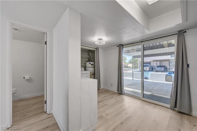 6542 Ironbark Lane, Las Vegas, NV 89107