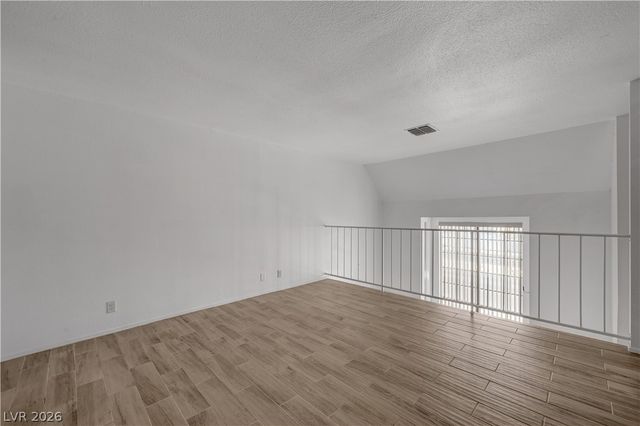 6542 Ironbark Lane, Las Vegas, NV 89107