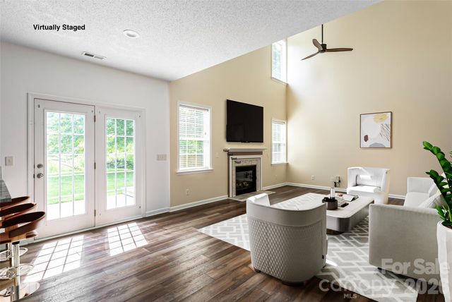 89 Woodfern Road, Fletcher, NC 28732
