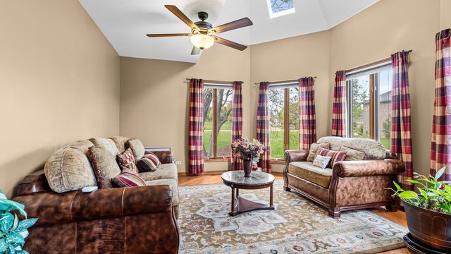 13155 Fox Lane, Lemont, IL 60439