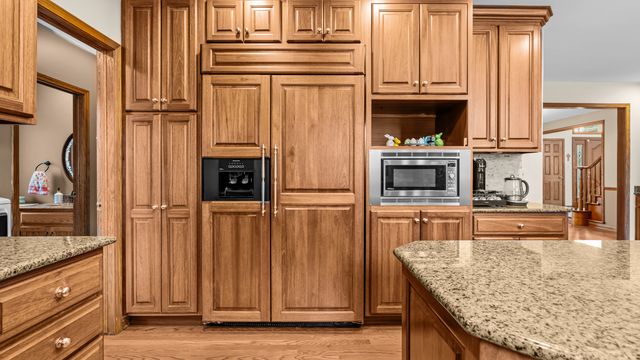 13155 Fox Lane, Lemont, IL 60439