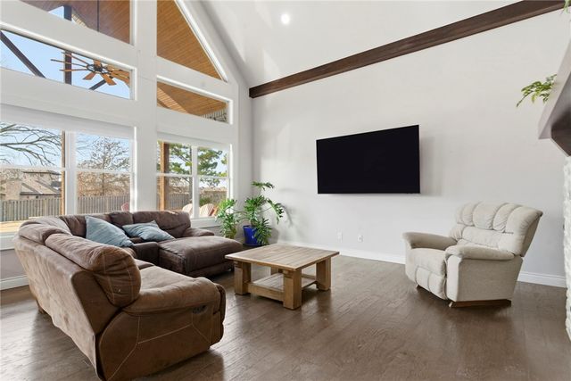 600 Tall Oaks Court, Centerton, AR 72719