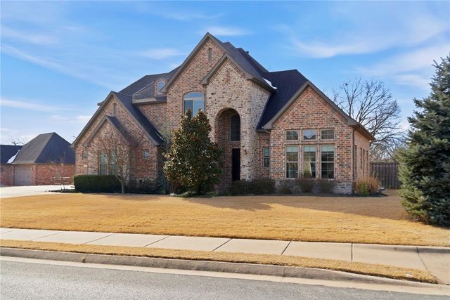 600 Tall Oaks Court, Centerton, AR 72719