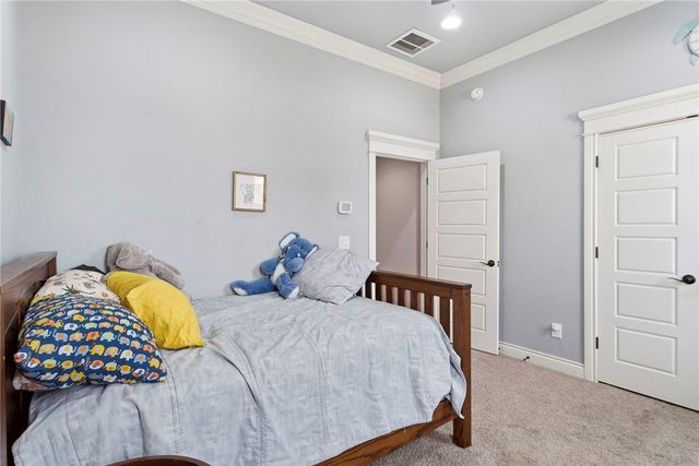 600 Tall Oaks Court, Centerton, AR 72719