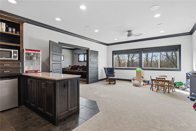 600 Tall Oaks Court, Centerton, AR 72719