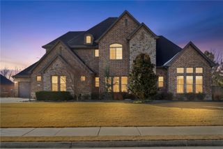 600 Tall Oaks Court, Centerton, AR 72719