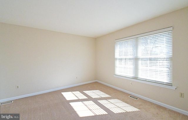 1943 LINDEN LN, Hatfield, PA 19440