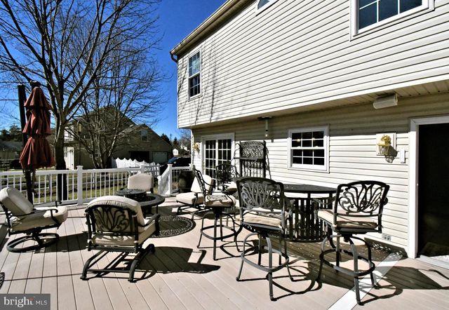 1943 LINDEN LN, Hatfield, PA 19440