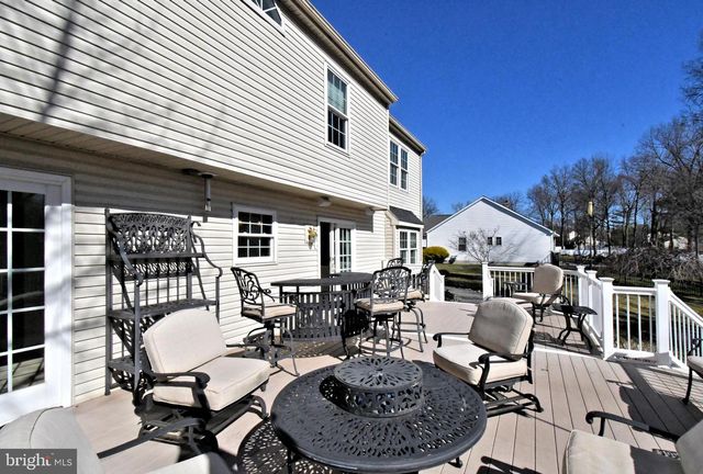 1943 LINDEN LN, Hatfield, PA 19440