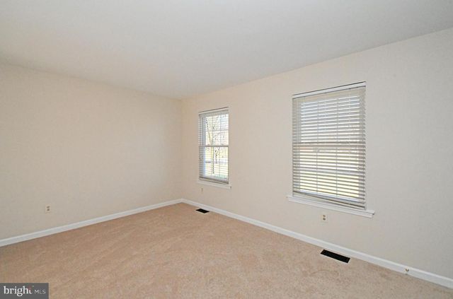 1943 LINDEN LN, Hatfield, PA 19440