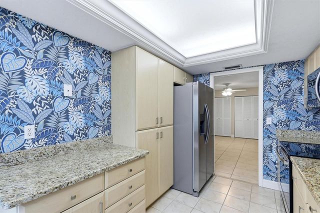 6283 S GREEN VIEW CIRCLE 102, Sarasota, FL 34231