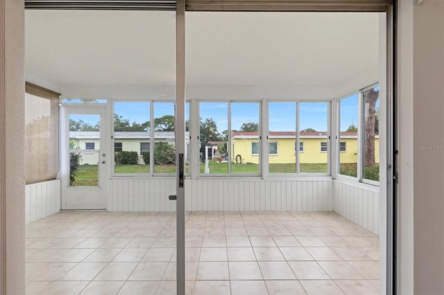 6283 S GREEN VIEW CIRCLE 102, Sarasota, FL 34231
