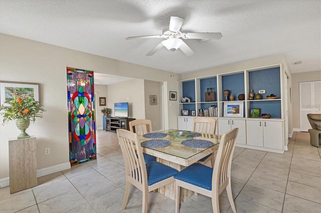 6283 S GREEN VIEW CIRCLE 102, Sarasota, FL 34231