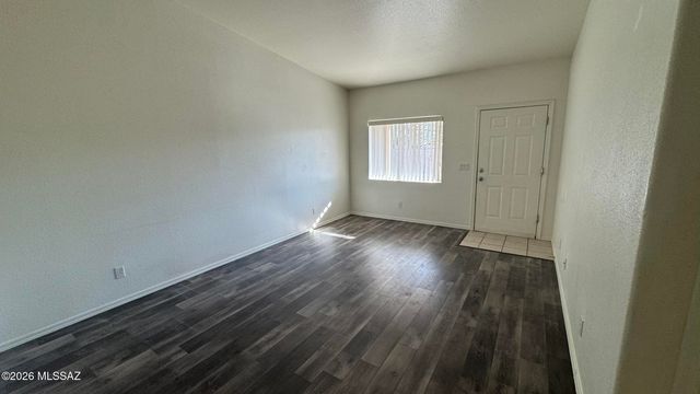 8935 E Golf Links Road, Tucson, AZ 85730