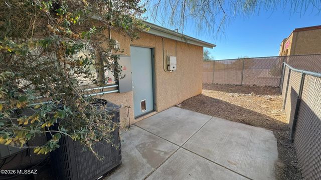 8935 E Golf Links Road, Tucson, AZ 85730