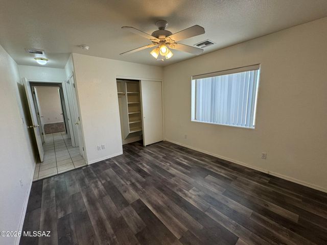 8935 E Golf Links Road, Tucson, AZ 85730