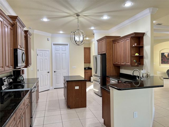 15207 17TH AVENUE E, Bradenton, FL 34212