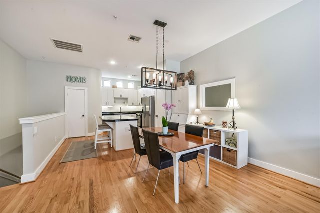 3501 Link Valley Drive 1204, Houston, TX 77025