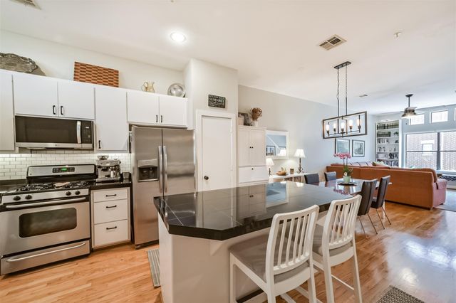 3501 Link Valley Drive 1204, Houston, TX 77025