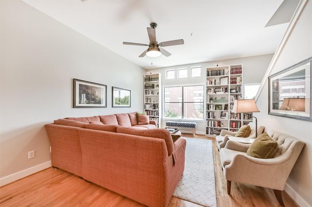3501 Link Valley Drive 1204, Houston, TX 77025