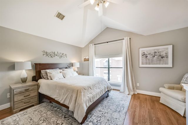 3501 Link Valley Drive 1204, Houston, TX 77025