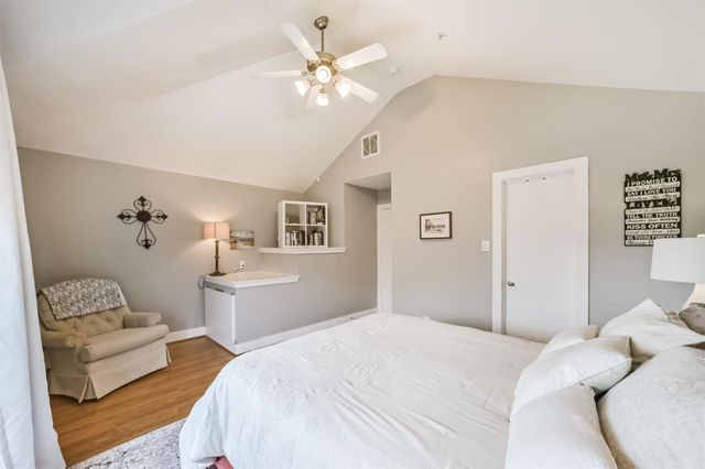 3501 Link Valley Drive 1204, Houston, TX 77025