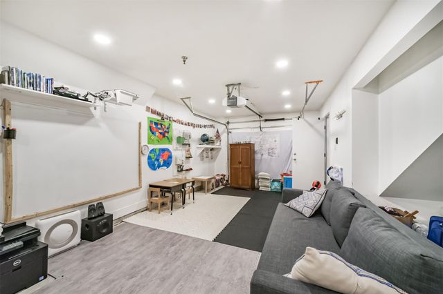 3501 Link Valley Drive 1204, Houston, TX 77025