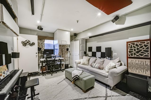 3501 Link Valley Drive 1204, Houston, TX 77025