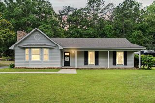 207 Chase Drive, Saraland, AL 36571