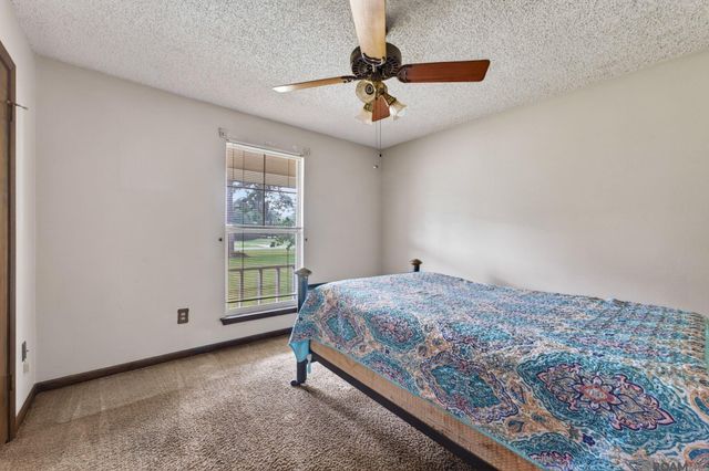 16236 Paula St, Prairieville, LA 70769
