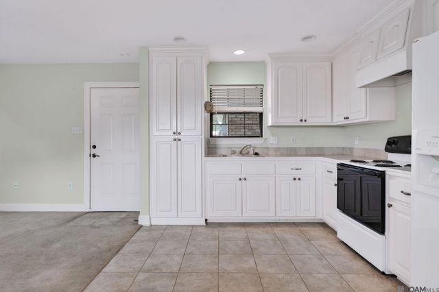 16236 Paula St, Prairieville, LA 70769