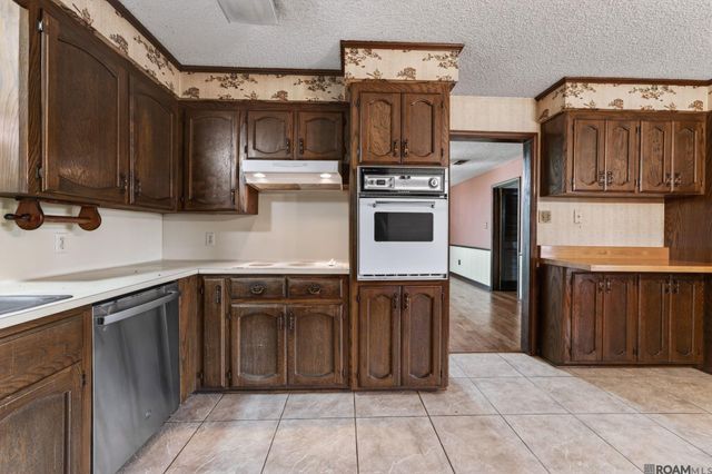 16236 Paula St, Prairieville, LA 70769