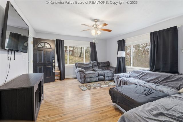 1000 Elm Street, St Albans, WV 25177