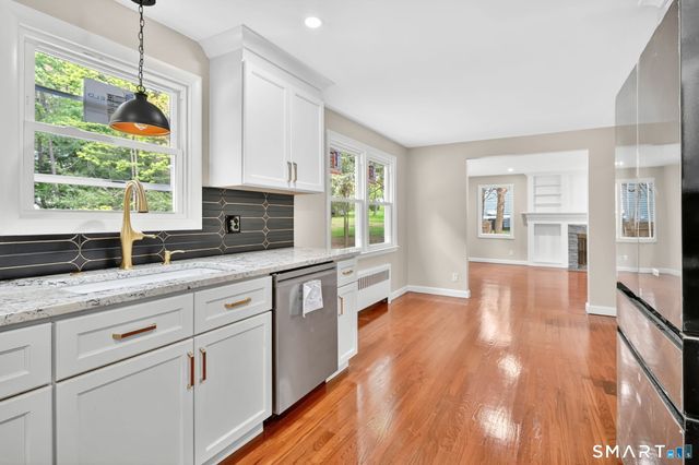 16 Sunnyview Drive, Vernon, CT 06066