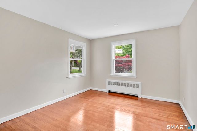 16 Sunnyview Drive, Vernon, CT 06066