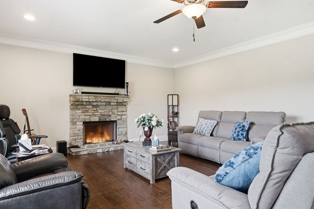 449 Tom Avery Drive, Ball Ground, GA 30107