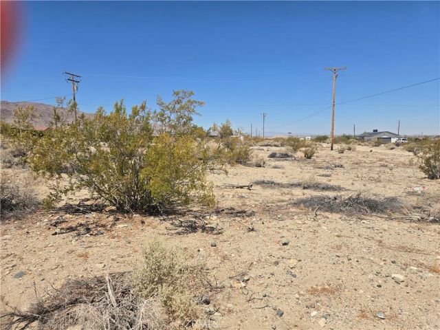 7070 Sheridan, 29 Palms, CA 92277