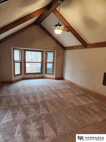 205 N 159 Circle, Omaha, NE 68118