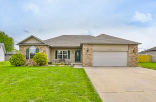 601 South Kiowa Court, Strafford, MO 65757