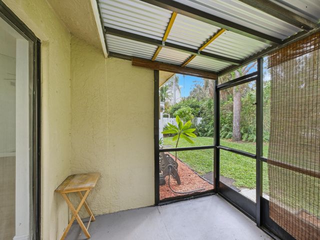 801 Maplewood Drive, Greenacres, FL 33415