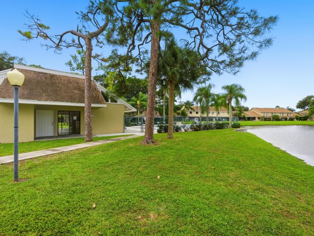 801 Maplewood Drive, Greenacres, FL 33415